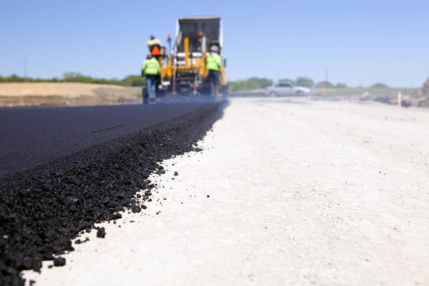 Best Driveway Pavers Contractor  in Savannah, MO