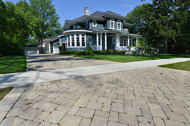 Professional Driveway Pavers in Savannah, MO