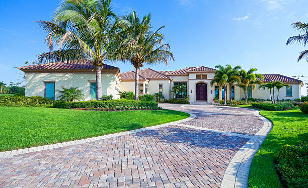 Best Driveway Pavers Near Me  in Savannah, MO
